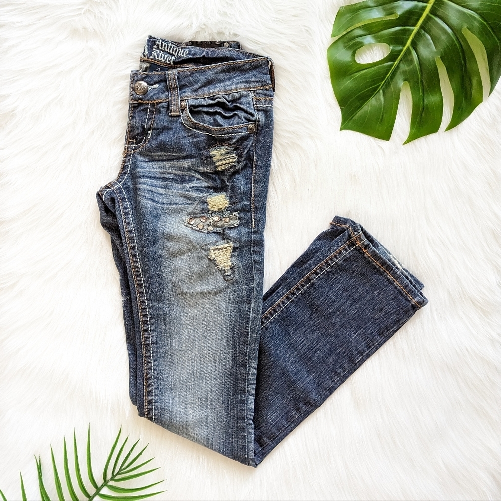 Buckle Antique Rivet dark wash distressed rhinestone denim skinny jeans size 25